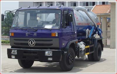 東風(fēng)153吸污車圖片